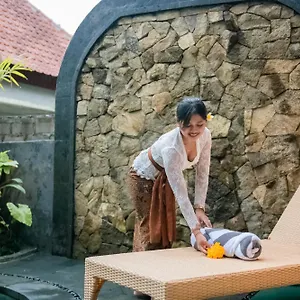 Madhawa & Ubud