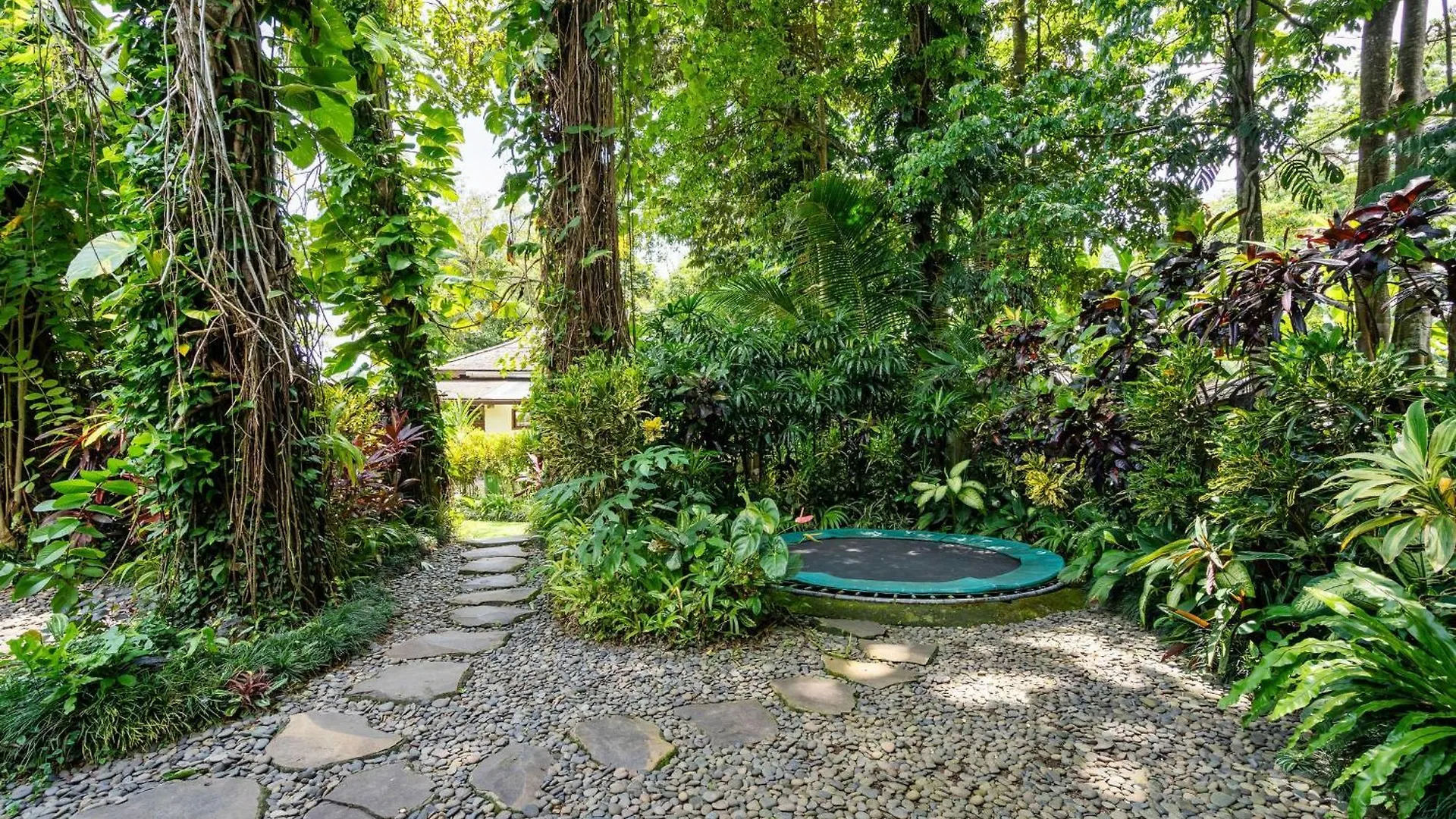 Aalaya Villa By Betterplace Ubud